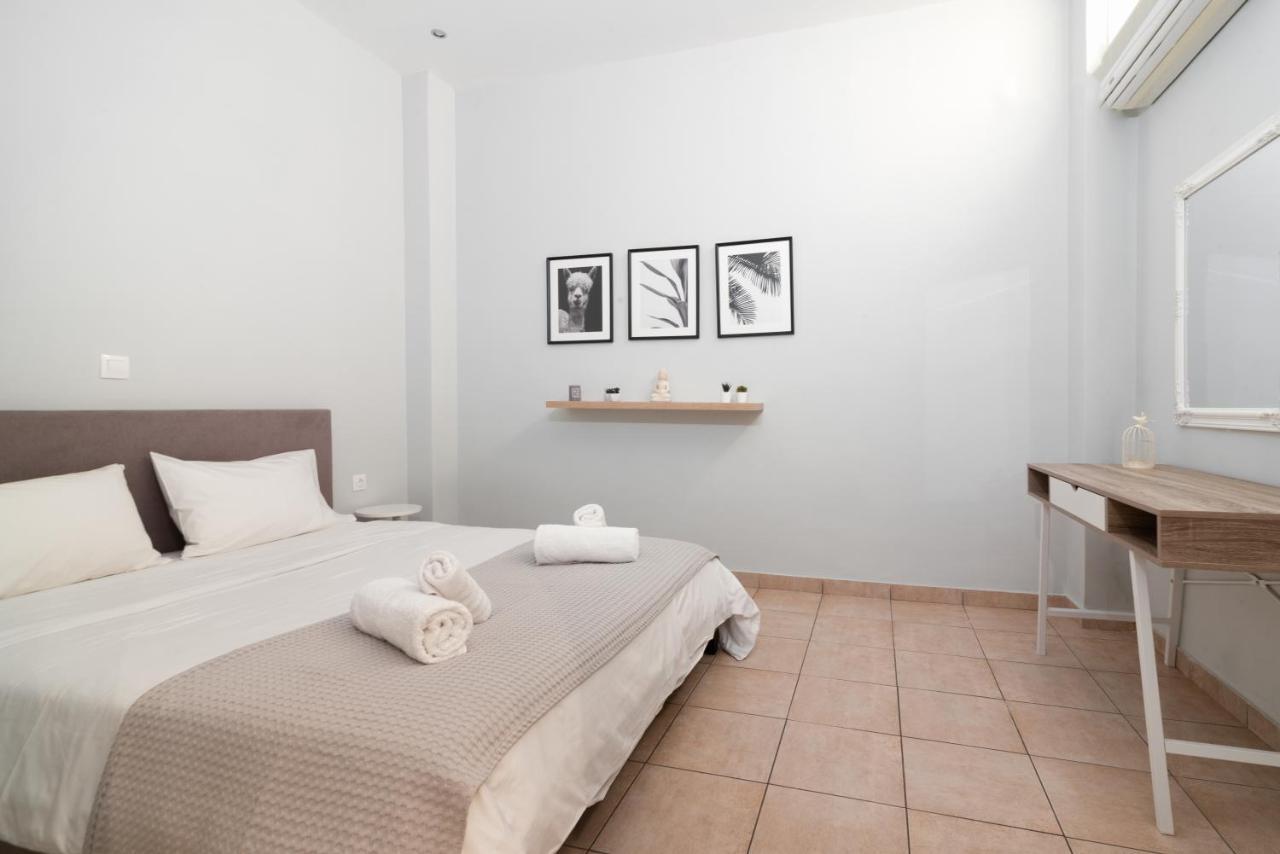 Spacious Apartment-600M From The Subway Athens Exterior photo
